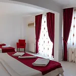 Ayapam Hotel