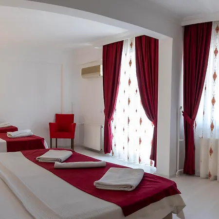 Ayapam Hotel