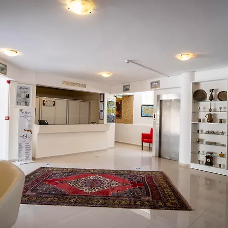 Hotel Ayapam 4*