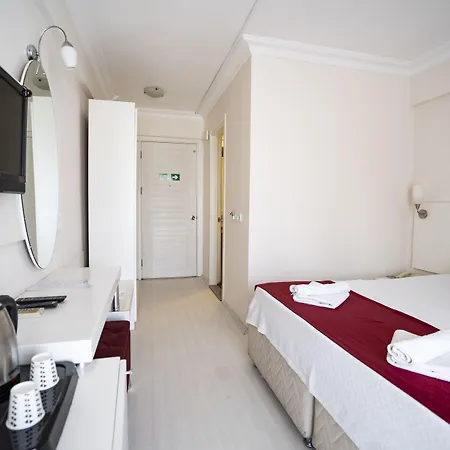 アヤパム 3* パムッカレ